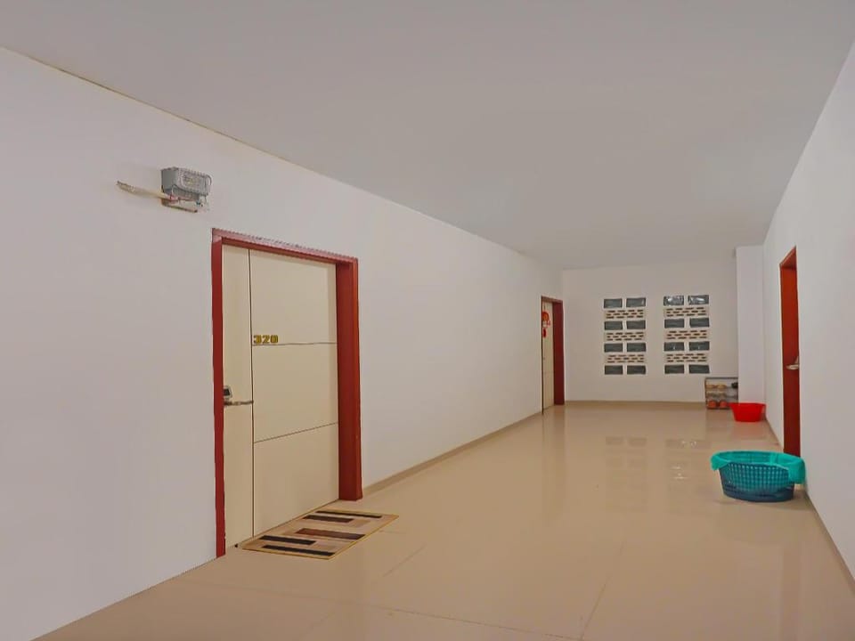 OYO 92585 Smiley 999 Hotel in Riau Islands, Indonesia