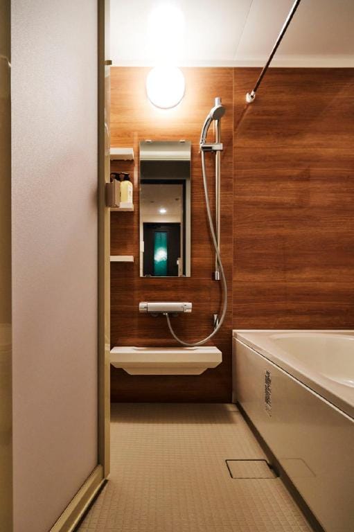 one stop to Shinjuku stylish 3BR villa Vacation rental in Shinjuku