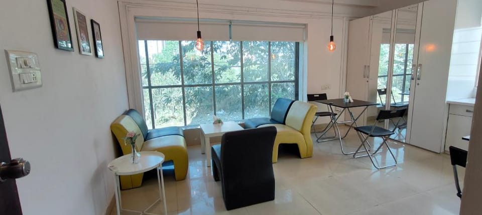 Mahim Bed and Breakfast Hotel in Hyderabad