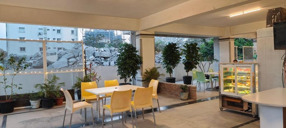 Mahim Bed and Breakfast Hotel in Hyderabad