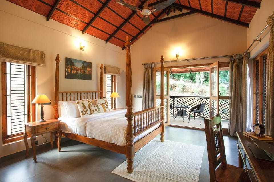 Regal Retreat by VEO - Part of StayVista Villa in Kerala