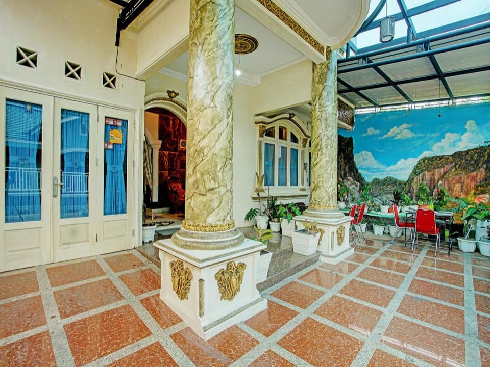 OYO 92571 Zulyan Homestay Syariah Hotel in West Sumatra, Indonesia