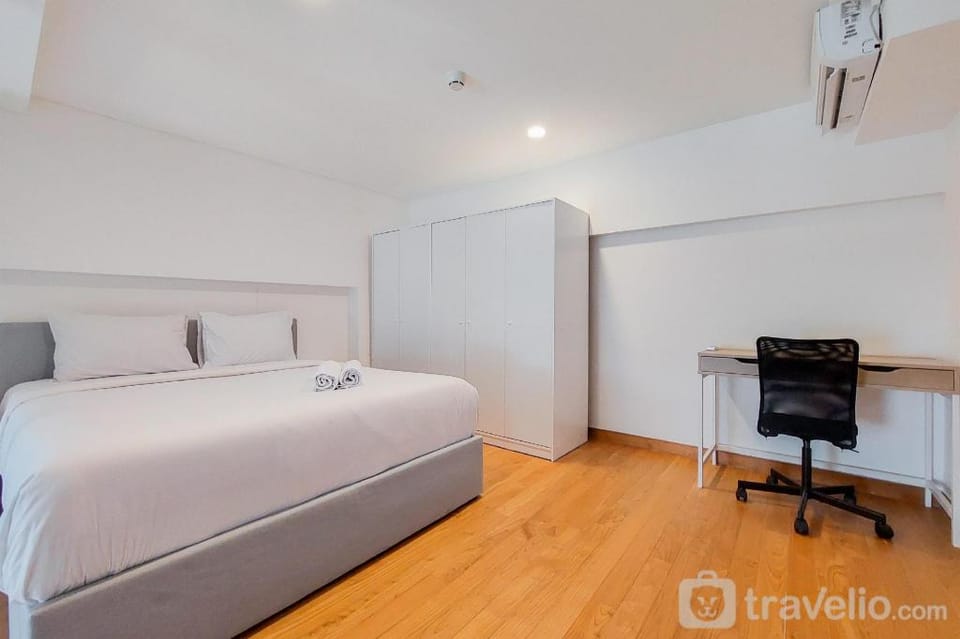 Elegant 3BR Loft at Kingland Avenue By Travelio Apartment in West Java