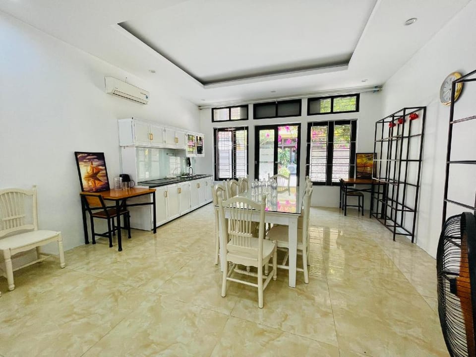 Mitu Homstay Hạ Long Vacation rental in Laos