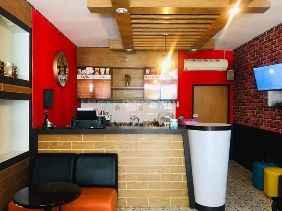 Subroom hotel โรงแรมซับรูมโฮเทลตลาดเกษตร2 Apartment in Surat Thani Changwat