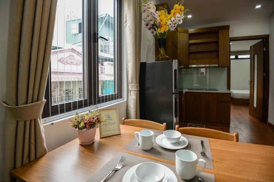 Mango Home - 2 bedroom 60 Linh Lang Apartment in Hanoi