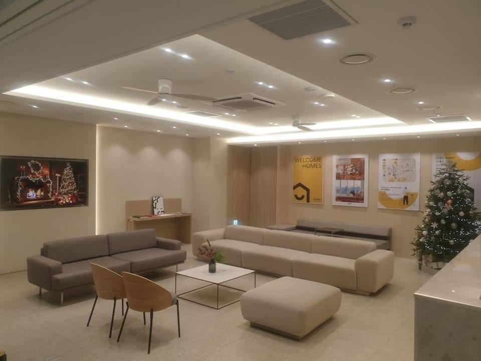 Homes Stay Myeongdong Apartment in Seoul