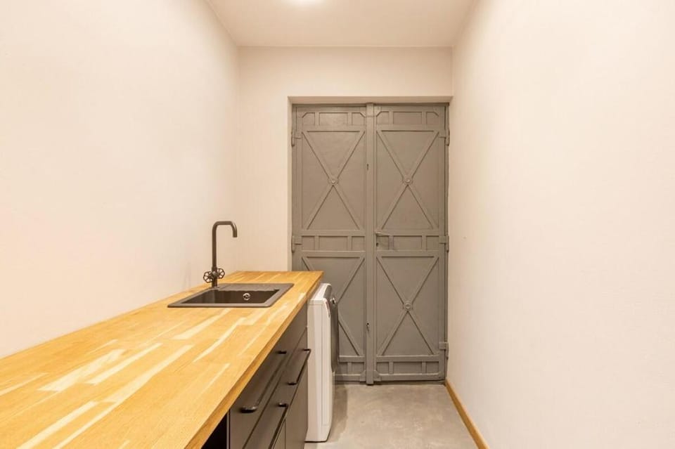 Riverside Kazimierz Castle 3 min p4you pl Vacation rental in Krakow