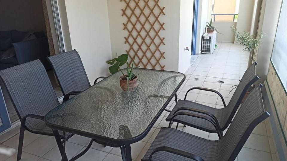Nefeli's Home Apartment in Heraklion