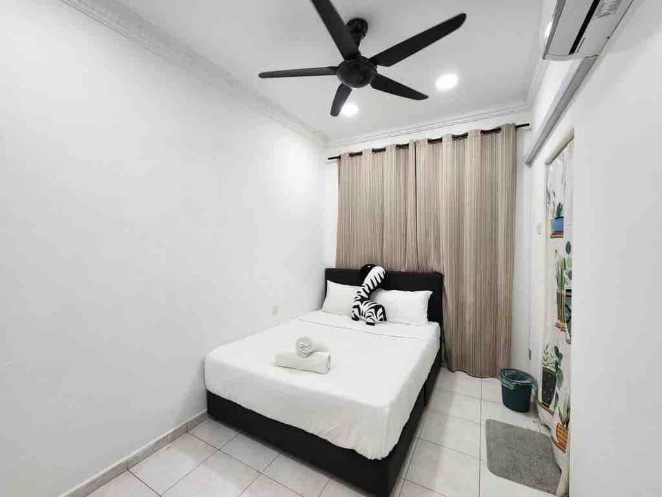 Cornerlot | Family suites BBQ | 8min to Midvalley Vacation rental in Johor Bahru
