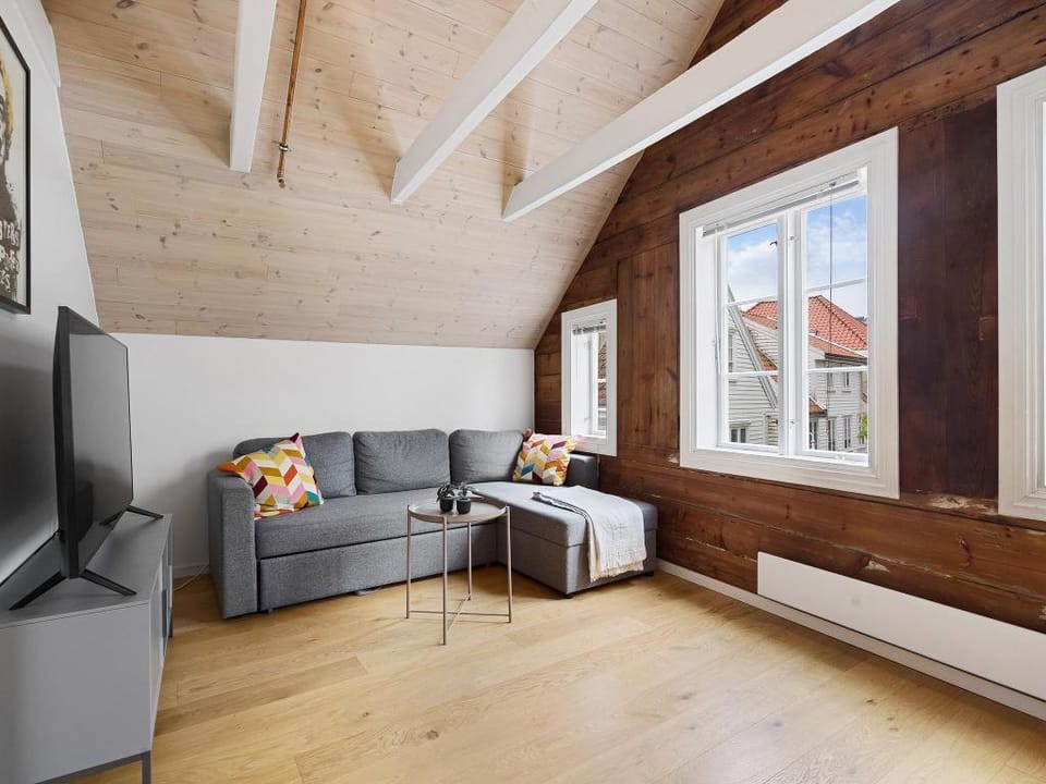 Charming Rooftop Apartment In Heart Of Stavanger Apartment in Stavanger