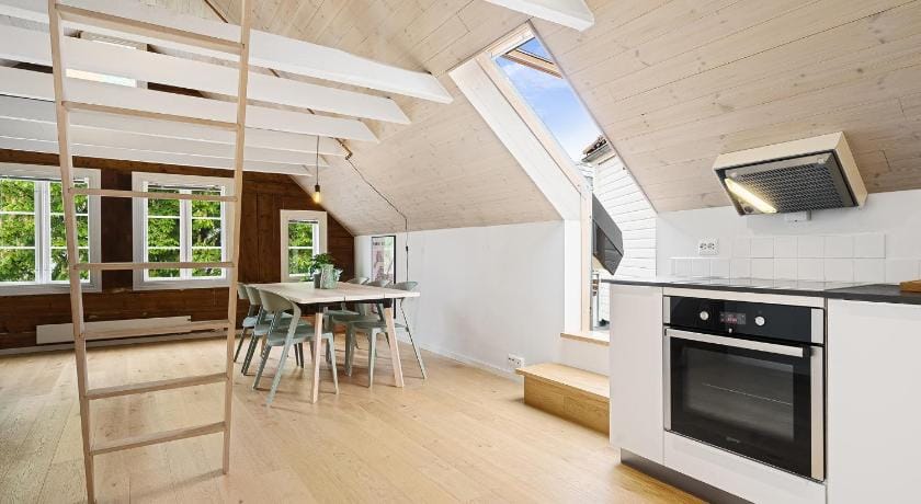 Charming Rooftop Apartment In Heart Of Stavanger Apartment in Stavanger