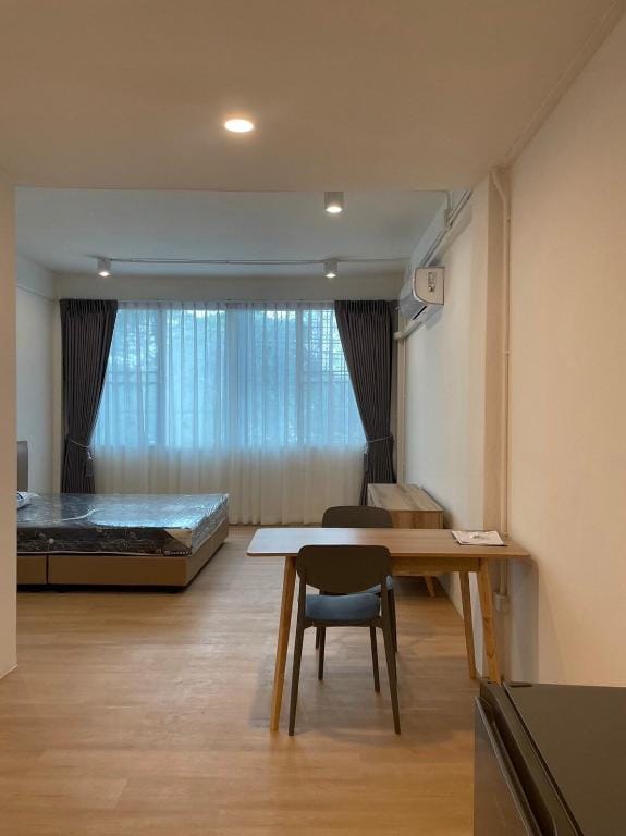 33 Avenue Apartment in Bangkok