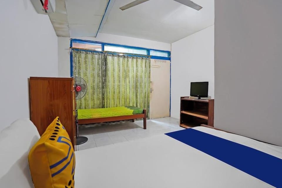 OYO Life 92651 Meir E-homestay Syariah Hotel in Surabaya