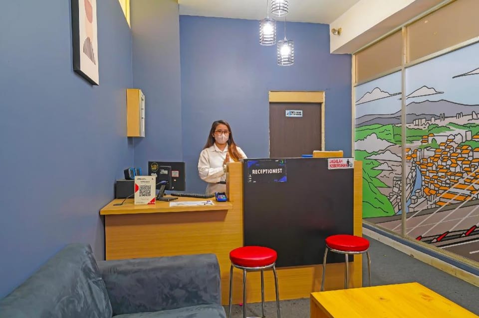 OYO Life 92649 Jarrdin Apartment By Glory Hotel in Bandung