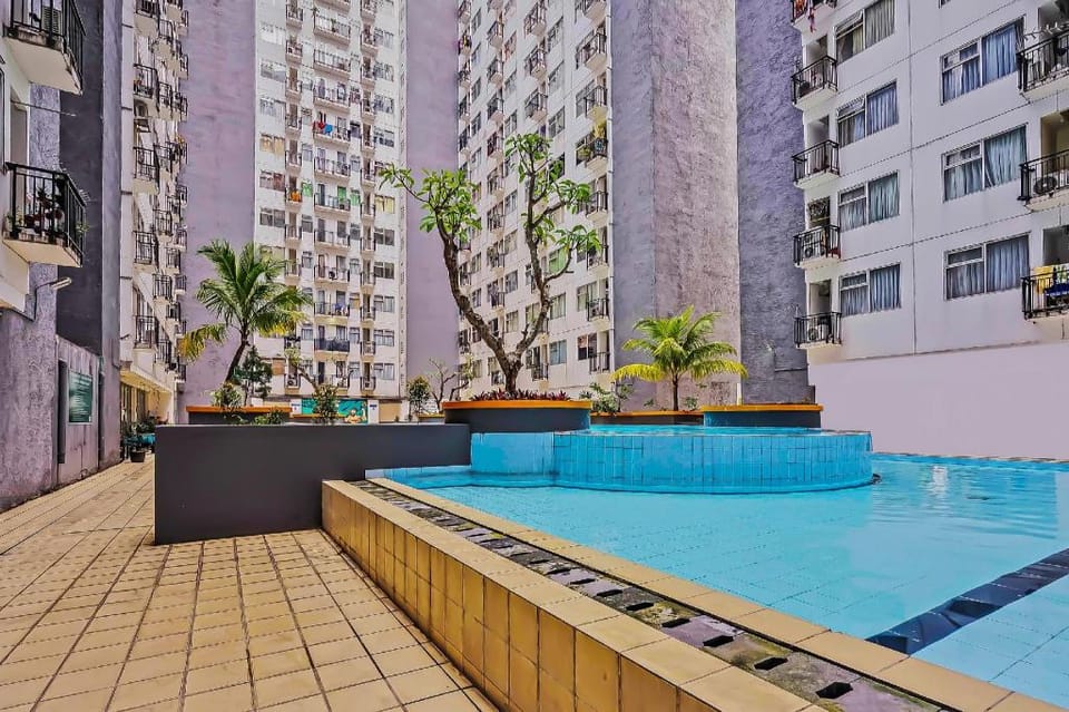 OYO Life 92649 Jarrdin Apartment By Glory Hotel in Bandung