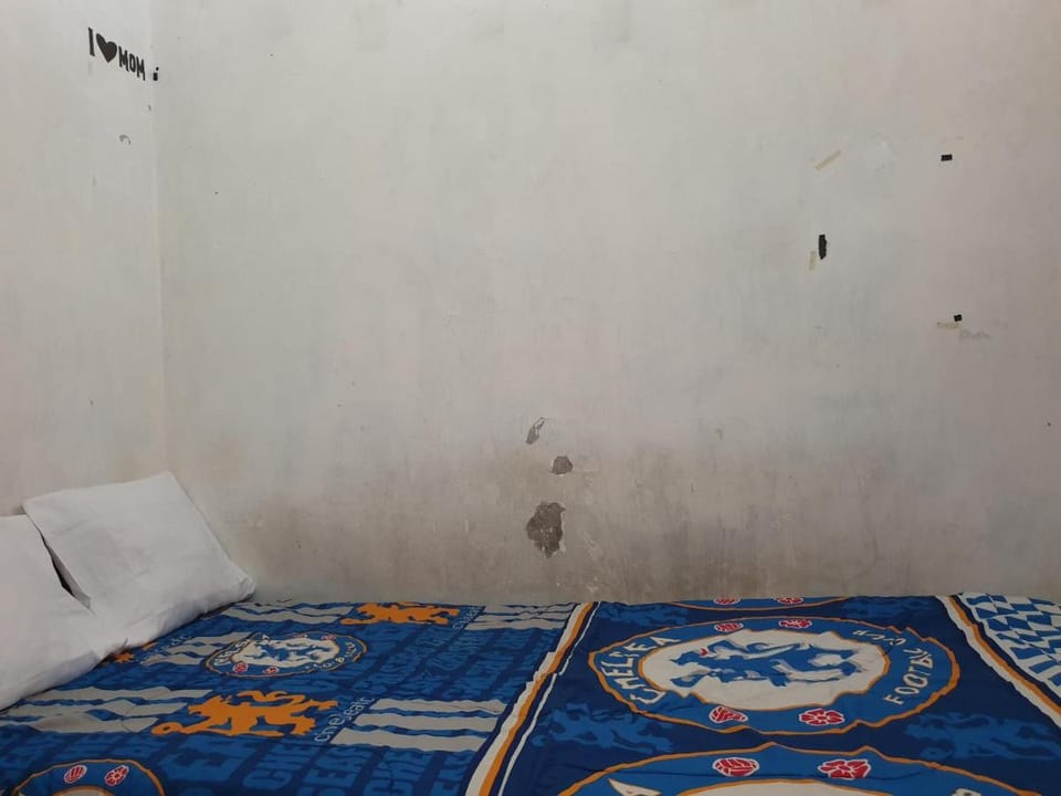 OYO Life 92620 Syfa Kost Hotel in East Java