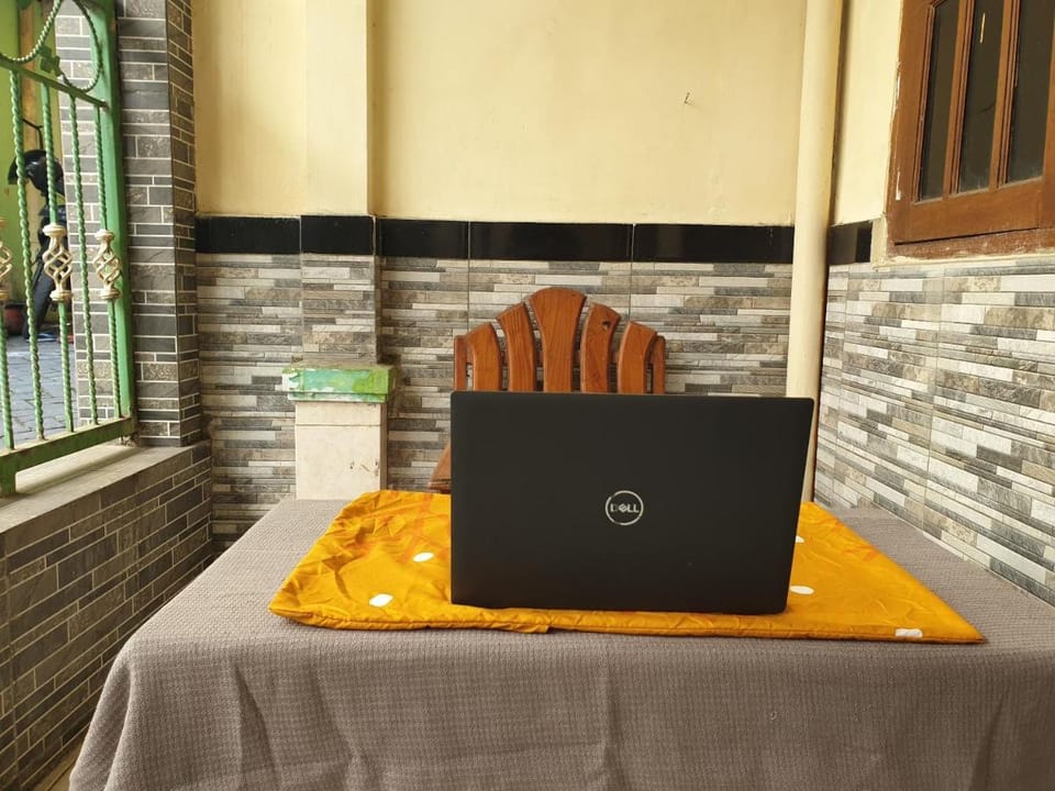 OYO Life 92620 Syfa Kost Hotel in East Java