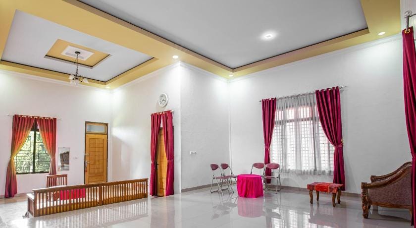 Hotel O Homestay Romauli Kampung Radja Hotel in Indonesia