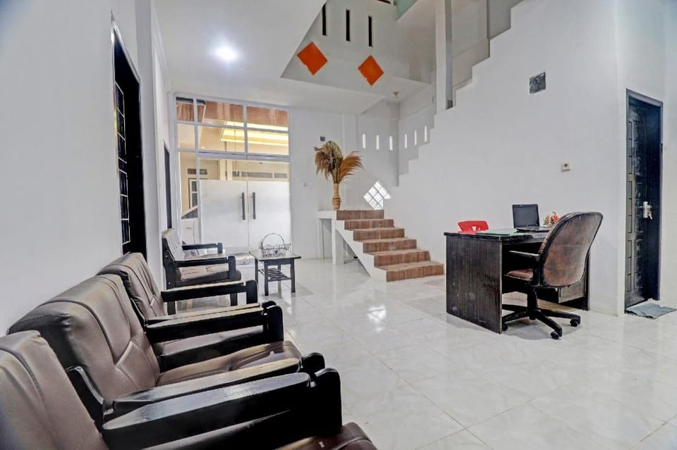 Hotel O Al-razzaq Guest House Hotel in Indonesia