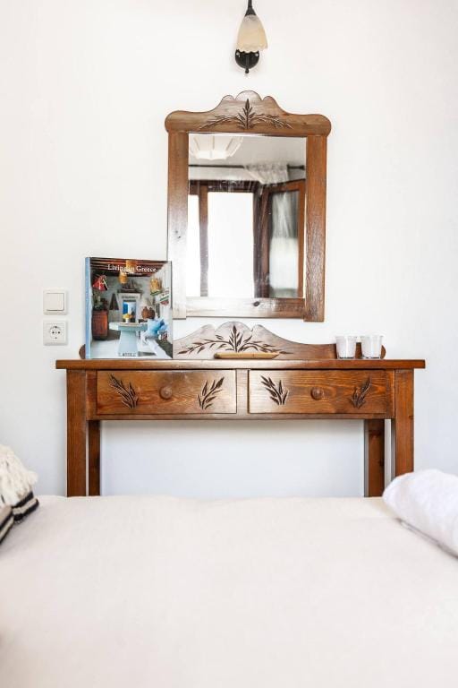 Bentals Dream Place With Lake And Sea View Vacation rental in Crete