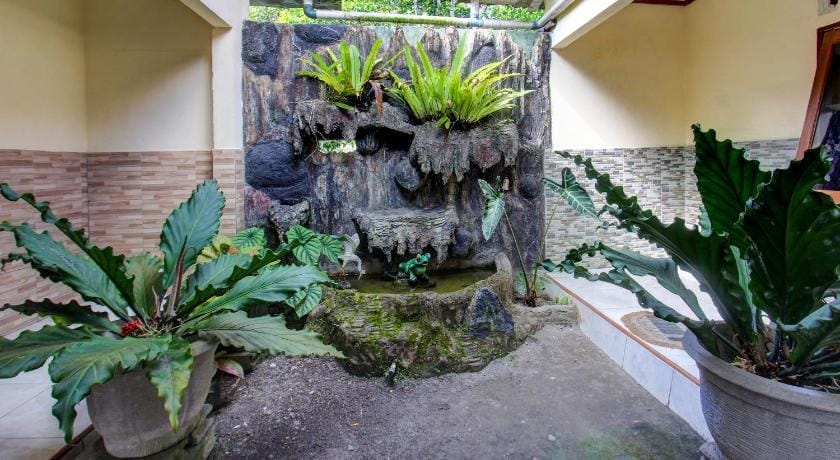 Hotel O Inn Homestay Hotel in Lingsar