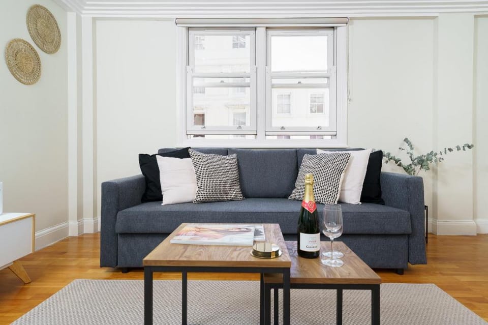 London High Apartment in City of Westminster