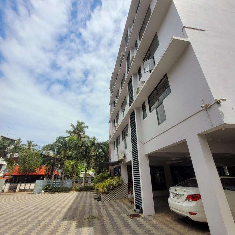 FOUR SQUARES INN Hotel in Thiruvananthapuram
