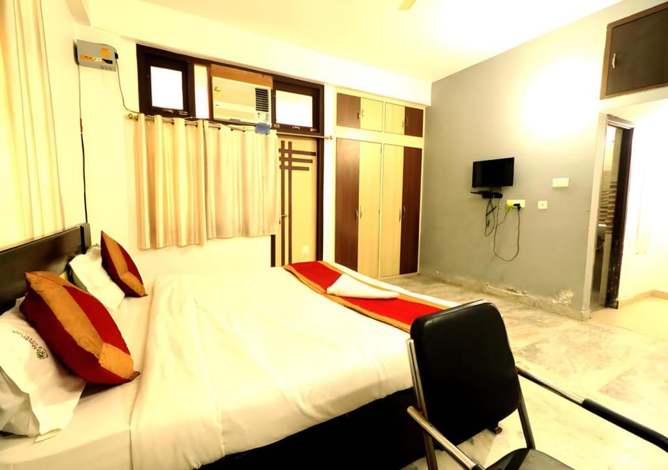 Divisha's Princess Home Hotel in India