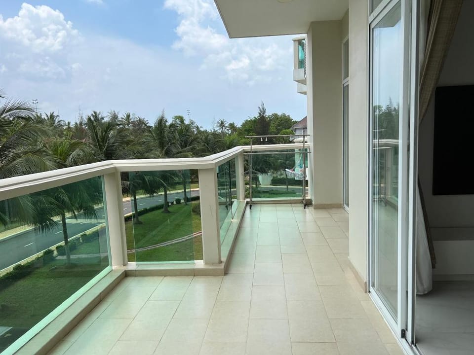 Căn Hộ Nghỉ Dưỡng Ocean Vista -F Apartment in Phan Thiet