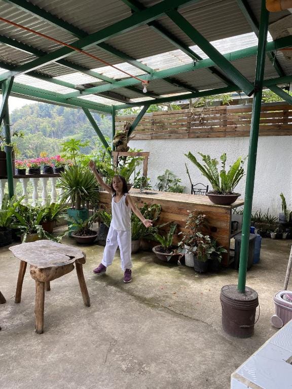 Cozy Garden Veranda Apartment in Baguio