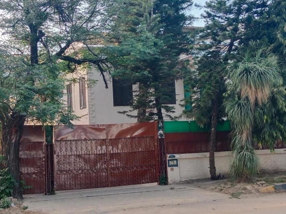 Executive Clift Royal Vacation rental in Islamabad