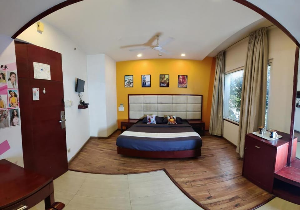 C Suites - Lotus Park Hotel in Bengaluru