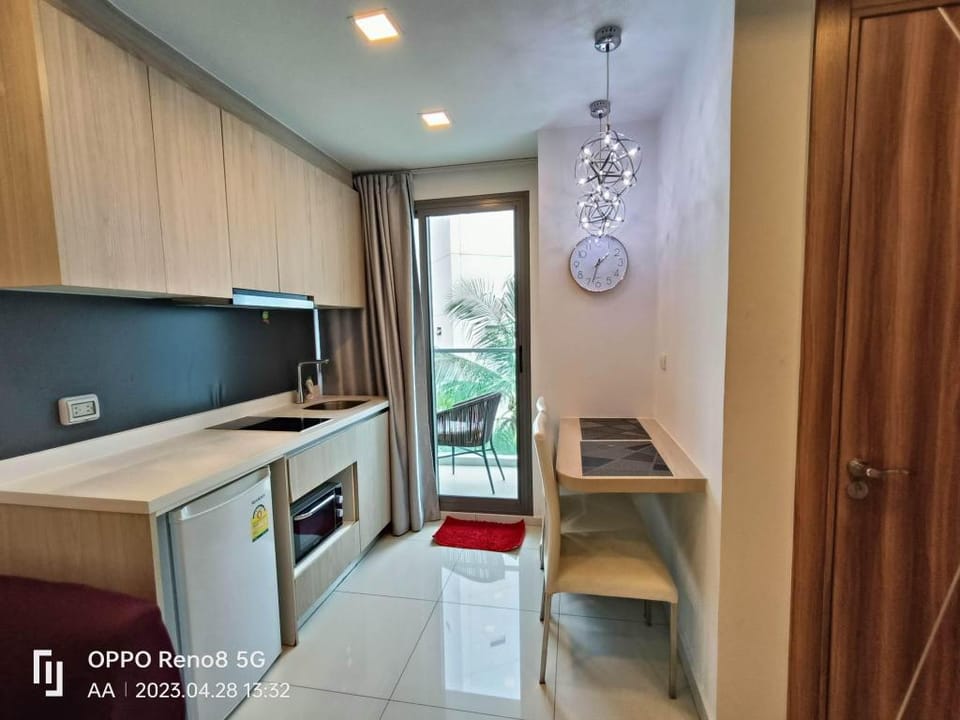 Arcadia beach resort and continental  Apartment in Pattaya City