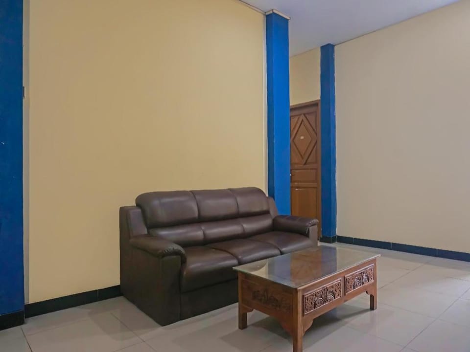 OYO 92656 Jati Residence Pulo Gadung Hotel in Jakarta