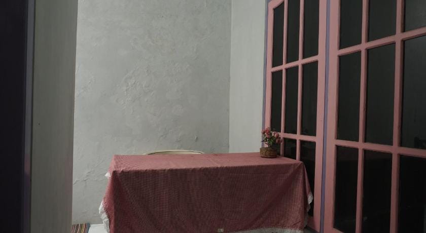 Hotel O Wisma Parakita Syariah Near RS Faisal Patalasang Hotel in Indonesia