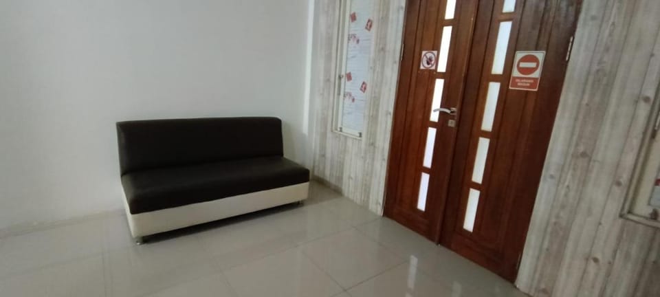 Hotel O Wisma Deli Syariah Near RSUD Nene Mallomo Sidenreng Rappang Hotel in Indonesia