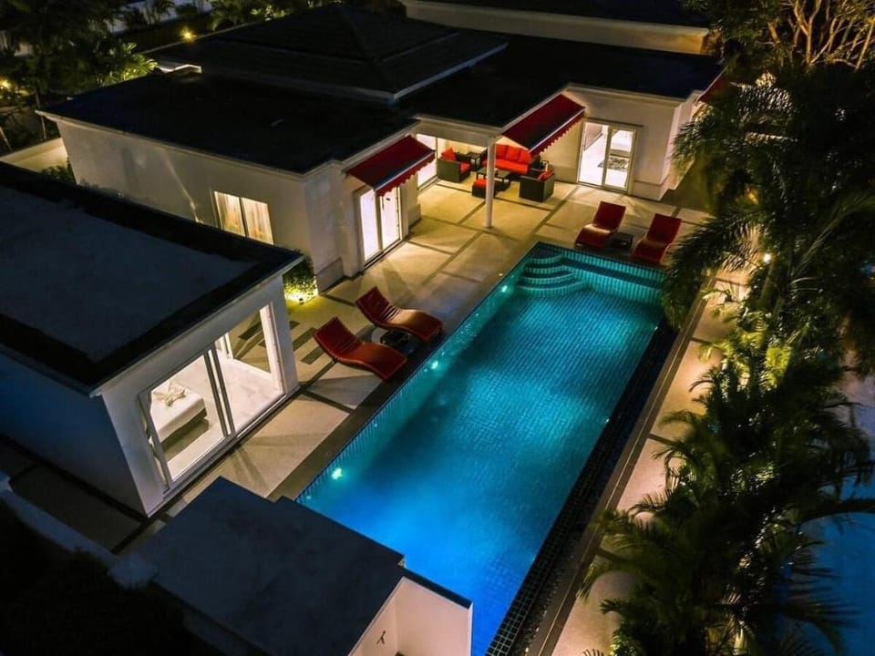 Pool Villa Pattaya H54 Villa in Pattaya City