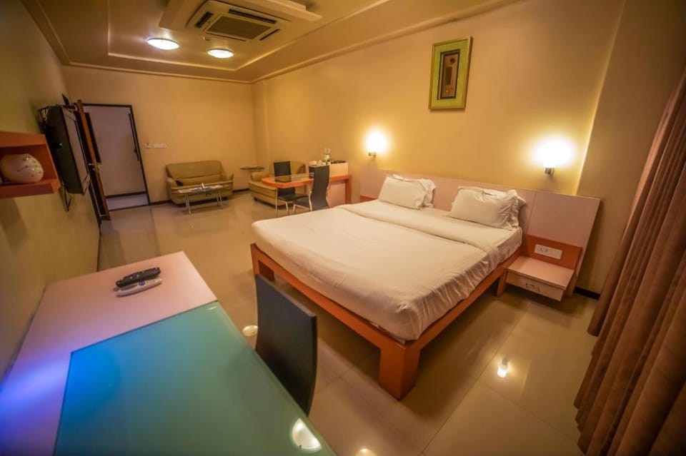 Aroma Hotel Latur - Best Hotel In Latur Hotel in Mumbai