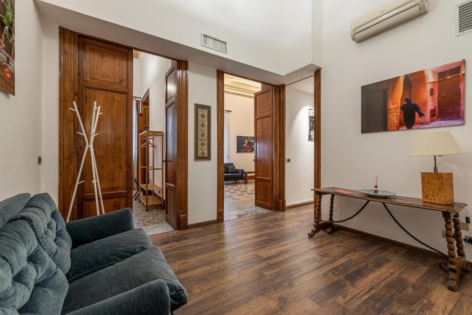 Lea's Art Apartment by Wonderful Italy Apartment in Palermo
