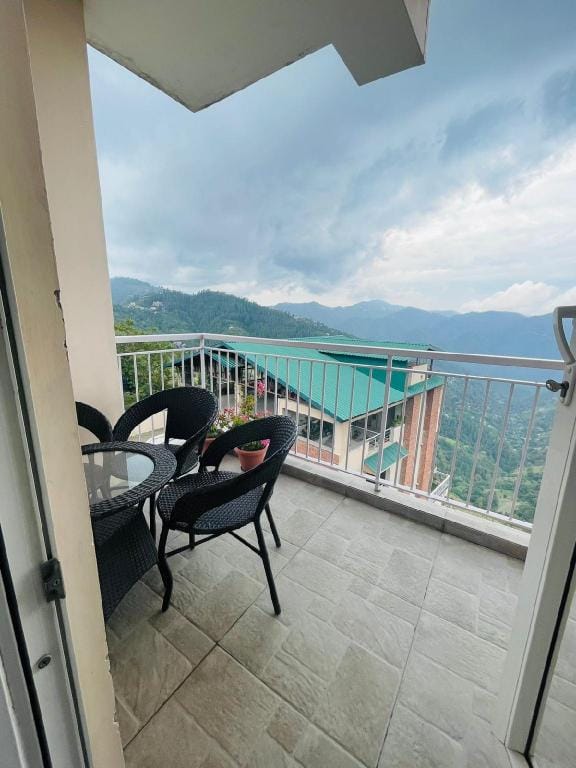 Tara Suites Naldehra Vacation rental in Himachal Pradesh