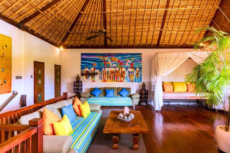 The Spacious 5BR Private Pool #Z2 Villa in North Kuta