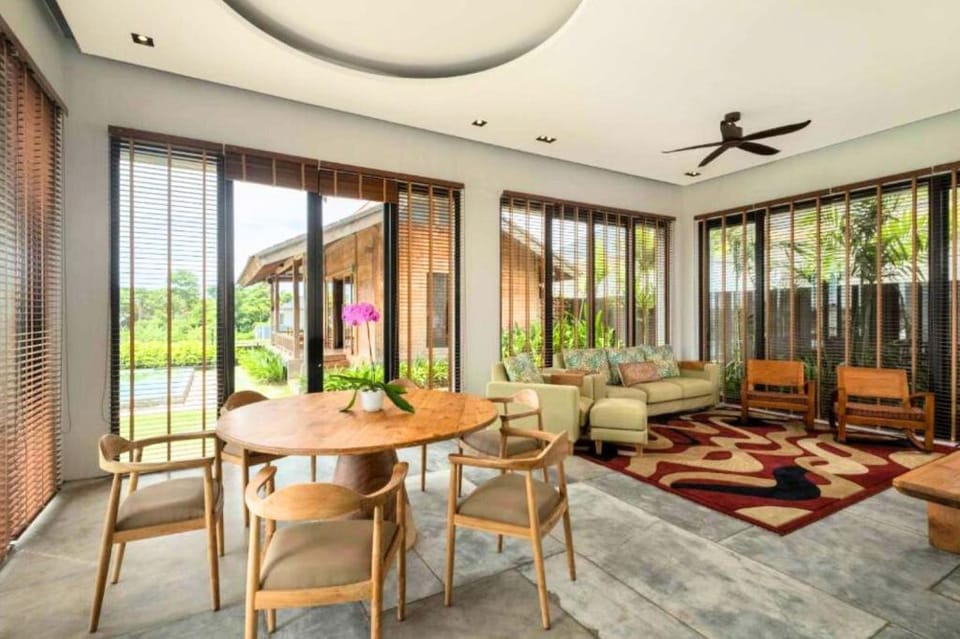 Zephirantes 4 BR Private Pool Canggu SU18 Villa in North Kuta