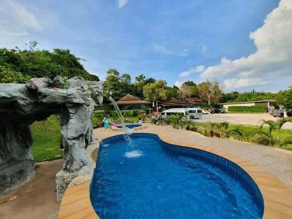 สงขลาคีรี รีสอร์ท SongkhlaKeeree Resort Hotel in Thailand