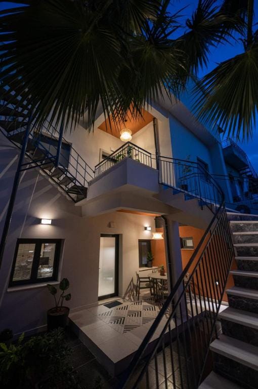 Villa Vesta - Kalamata Mediterranean Villas Apartment in Messenia