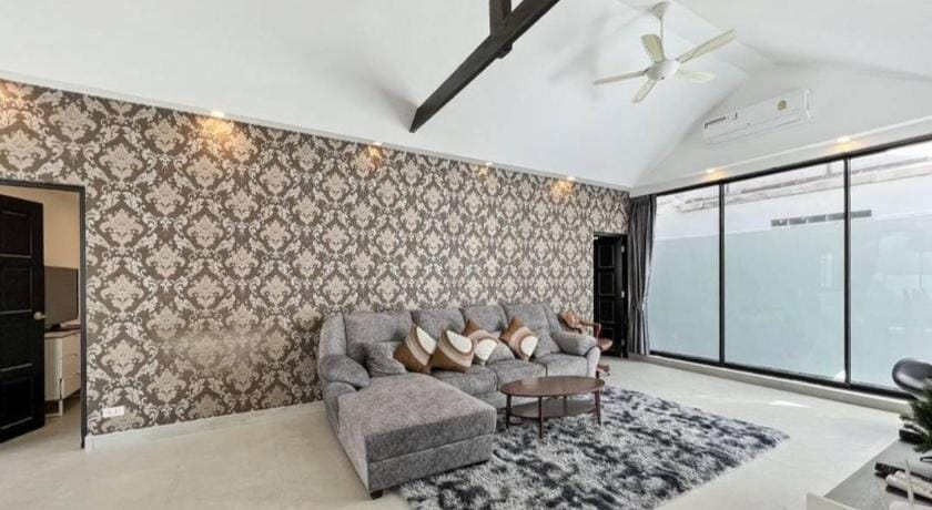 pattaya vip 5 bedroom pool villa  Villa in Pattaya City
