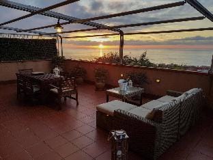 Spacious 4 Bedroom Apartment With Terrace And View Apartment in Cefalu