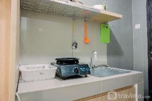 Best Comfy and Modern Studio Baileys By Travelio Apartment in South Jakarta City