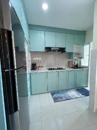 Azzahra Guest House- Residensi Borneo Cove Apartment in Sabah