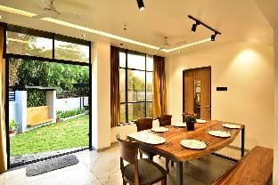 Honeycomb Villa 2 Villa in Lonavla